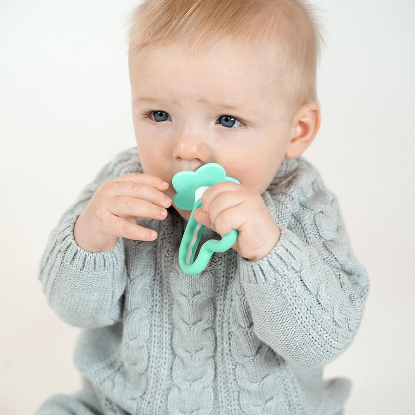 BRUSH-BABY Brosse à dents et anneau de dentition pour bébé