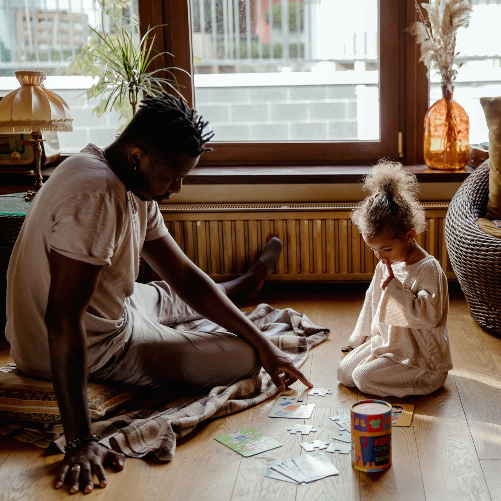 DODO MonPuzzle Kinderkleider und Jahreszeiten, 24M+