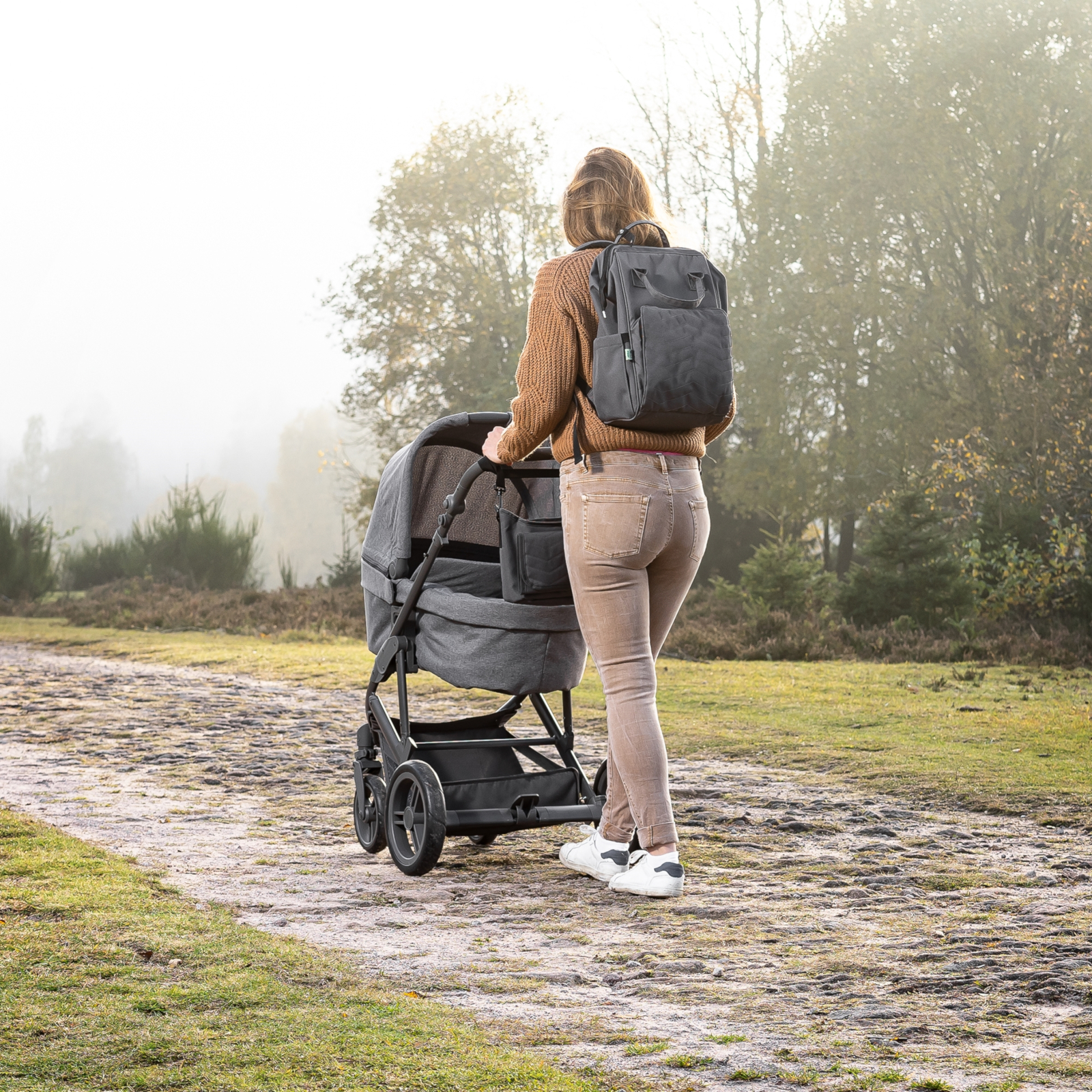 REER Growing Kinderwagenorganizer mit Wickelunterlage