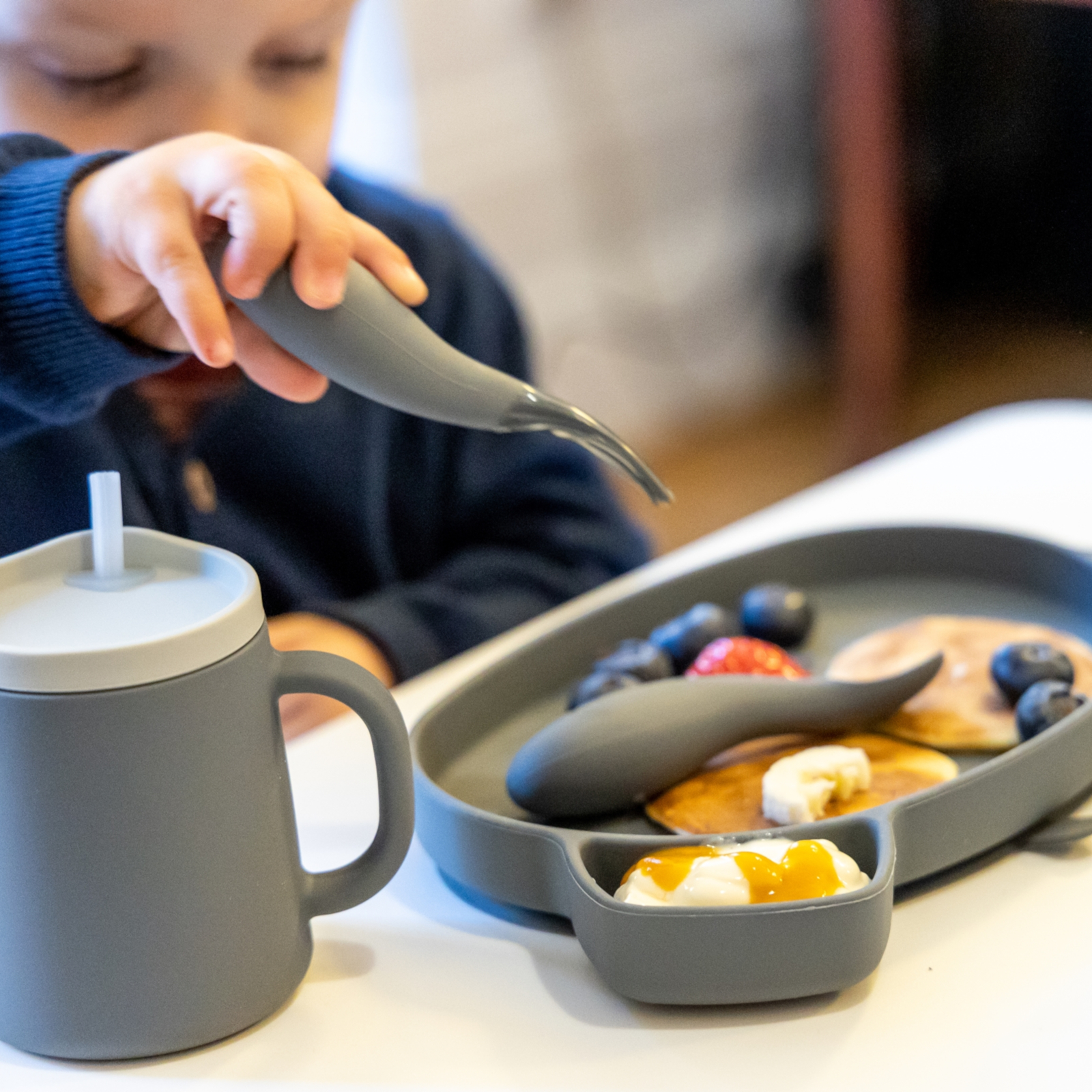 TUM TUM Couverts de table avec boîte gris