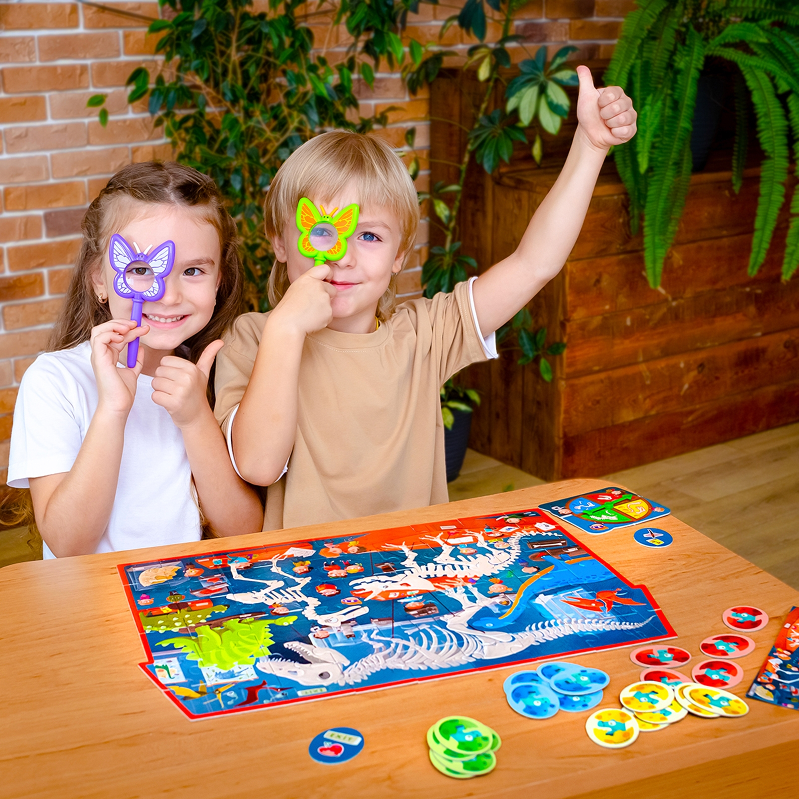 ROTER KÄFER Detektivpuzzle Dinosauriermuseum